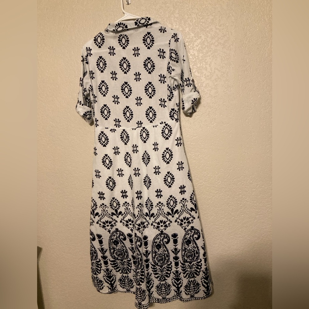 Mlle Gabrielle Navy and White Floral Beach Dress - Picture 7 of 8